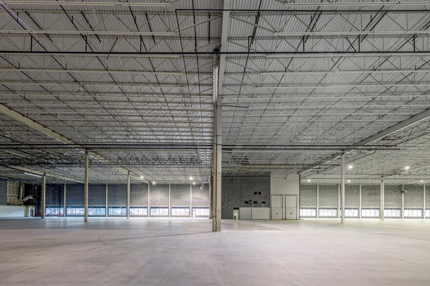 More Photos Of 760 Washington Ave, Carlstadt Light Distribution For Lease