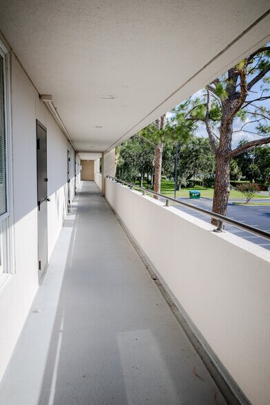 More Photos Of 1403 Medical Plaza Dr, Sanford Medical For Sale