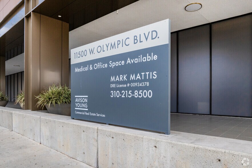 More Photos Of 11500 W Olympic Blvd, Los Angeles Medical For Lease