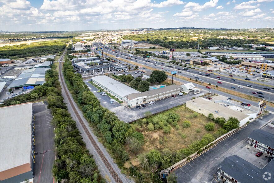 More Photos Of 9603 N Interstate 35, San Antonio Hotel For Sale