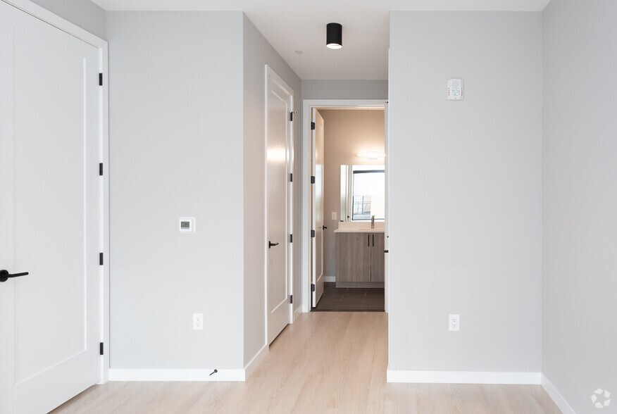 More Photos Of 147 Bloomfield Ave, Montclair Apartments For Lease