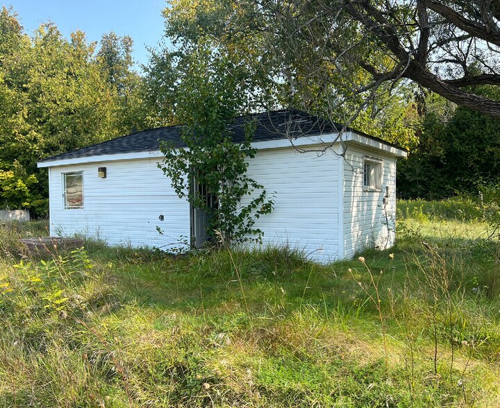 More Photos Of 791 Long Beach Rd, Cameron Flex For Sale