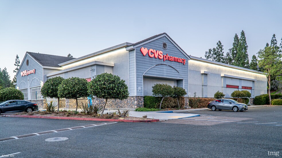 More Photos Of 14589 Camino Del Norte, San Diego Drugstore For Sale