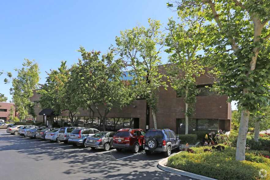 More Photos Of 11590 W Bernardo Ct, San Diego Office For Lease