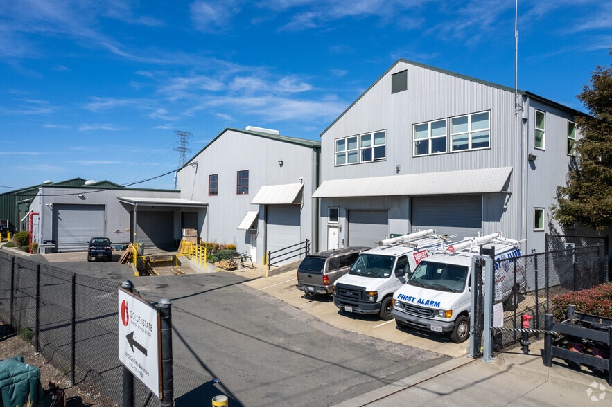 Primary Photo Of 3701 Collins Ave, Richmond Warehouse For Lease