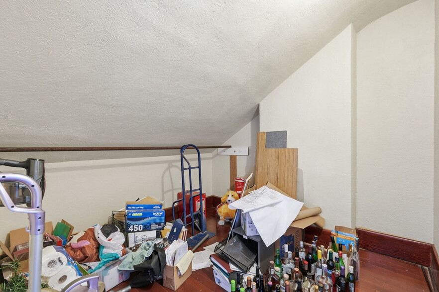 More Photos Of 1004 N 6th Ave, Tucson Office For Sale