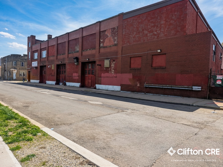 More Photos Of 19-37 Delaware Ave, Passaic Warehouse For Lease
