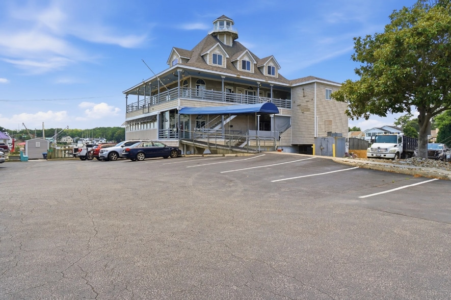 More Photos Of 308 Mediterranean Ave, Virginia Beach Restaurant For Lease