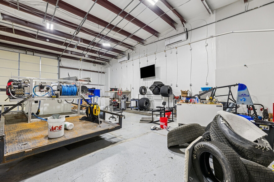 More Photos Of 395 W K Pl, Jenks Service For Sale