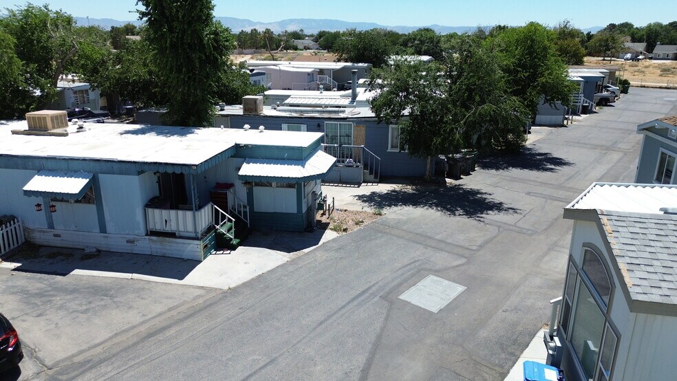 More Photos Of 45131 28th St E, Lancaster Manufactured Housing Mobile Home Park For Sale
