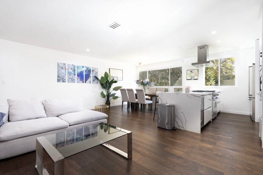 More Photos Of 1267 N Laurel Ave, West Hollywood Apartments For Sale