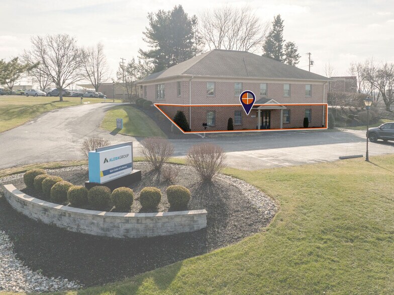 Primary Photo Of 918 Russell Dr, Lebanon Office For Lease