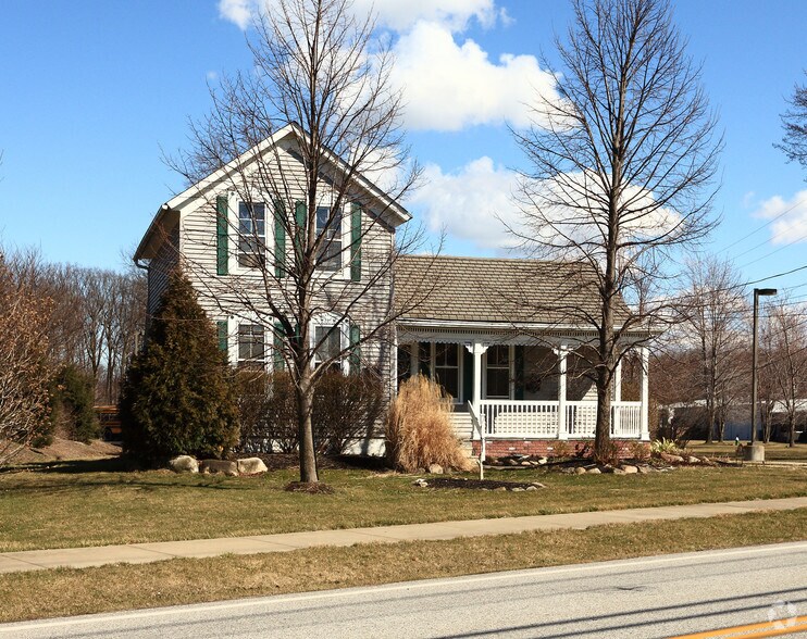 More Photos Of 1119 Bassett Rd, Westlake Office For Sale