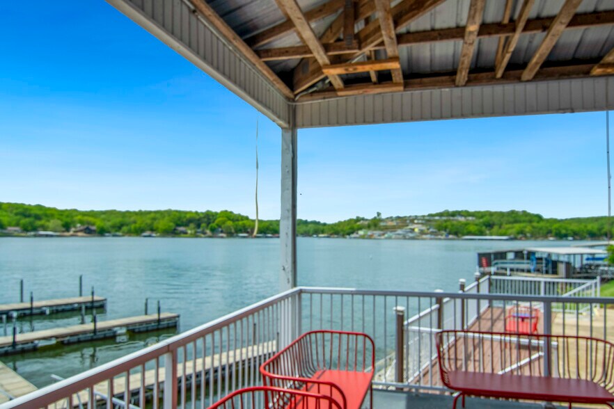 More Photos Of 27485 Cross Ln, Barnett Restaurant For Sale