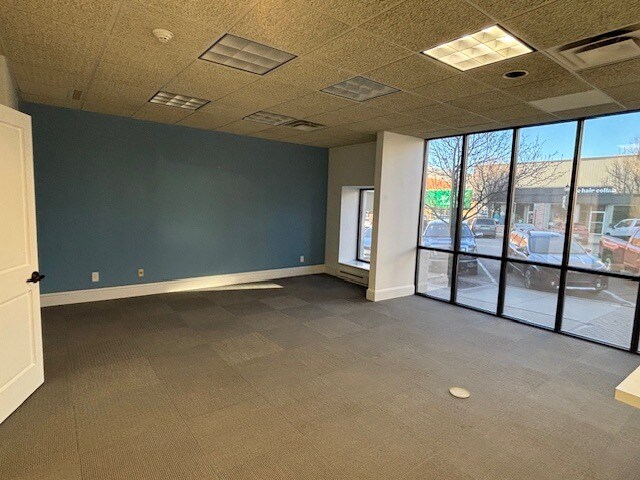 More Photos Of 201 N Clinton Ave, Saint Johns Storefront For Lease