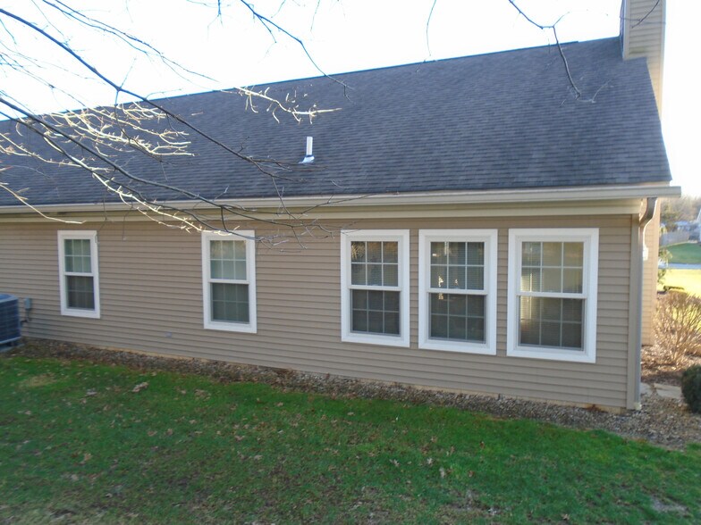 More Photos Of 11 Alisha Ln, Columbiana Apartments For Sale