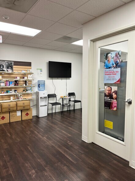 More Photos Of 1577 E Chevy Chase Dr, Glendale Medical For Lease