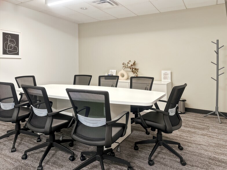 More Photos Of 4301 Route 1, Monmouth Junction Coworking Space