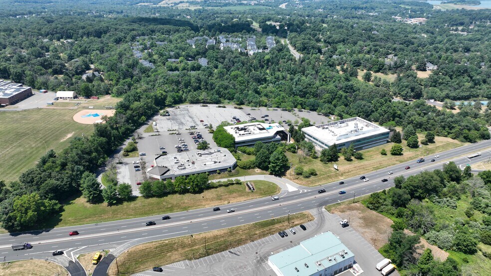 More Photos Of 1465 State Route 31 S, Annandale Medical For Lease