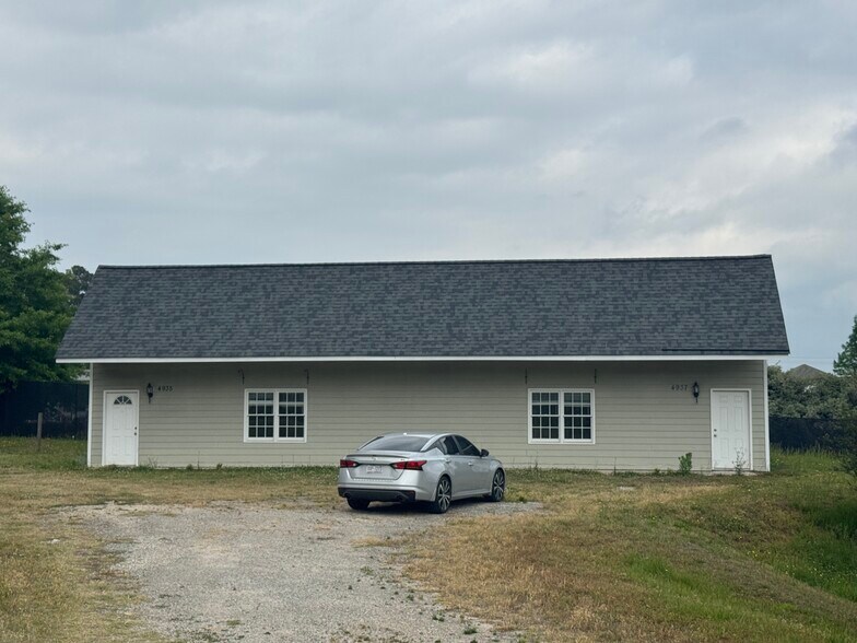 More Photos Of 4931 Drive in Ln, Wendell General Retail For Lease