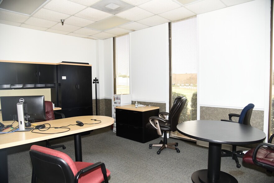 More Photos Of 2760 Gunter Park Dr, Montgomery Manufacturing For Sale