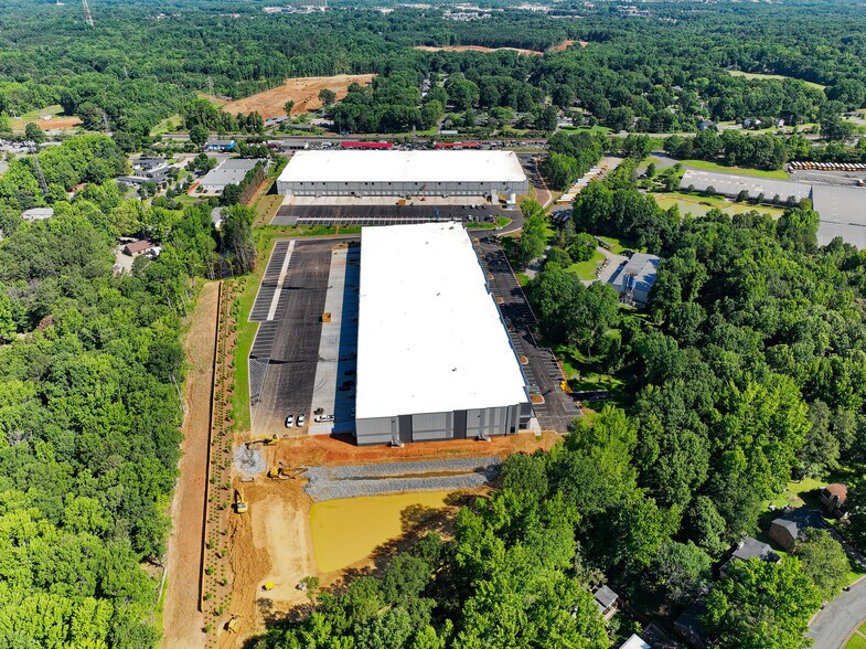 More Photos Of 6830 Orr Rd, Charlotte Distribution For Lease