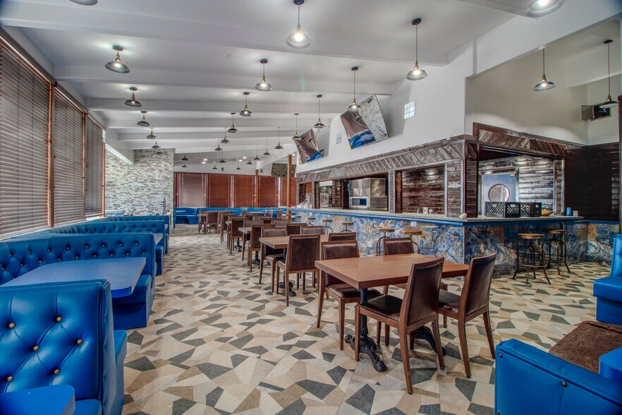 More Photos Of 2020 E Florida Ave, Hemet Restaurant For Sale