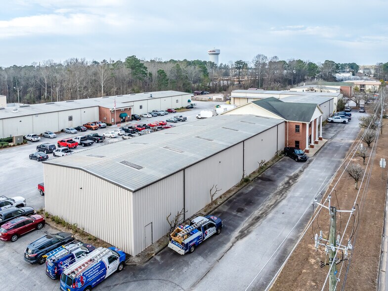 More Photos Of 302 Alabama St, Auburn Flex For Sale