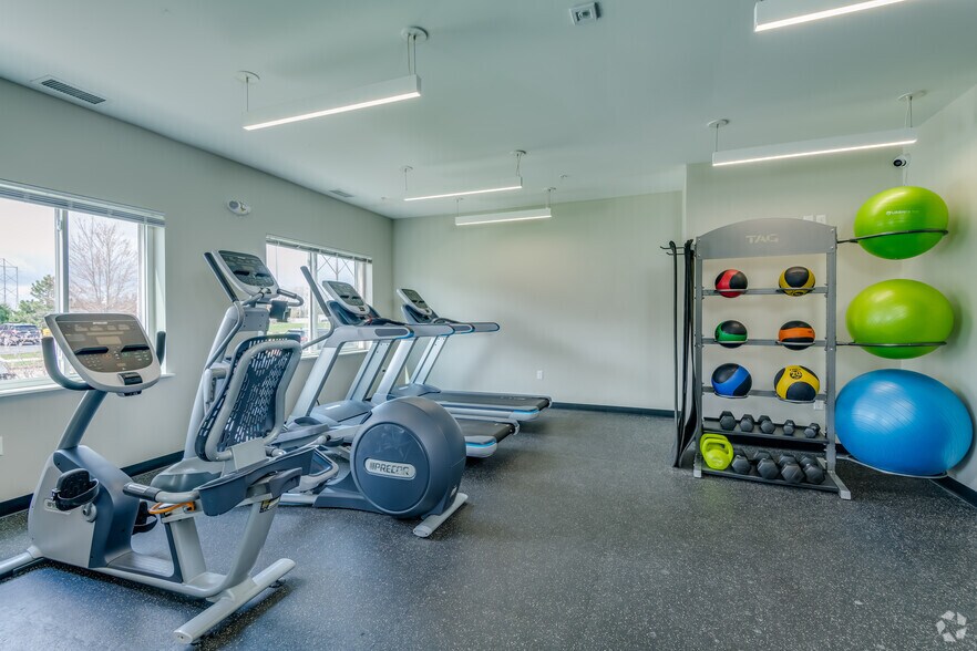 More Photos Of 482 Marion Rd, Oshkosh Apartments For Sale