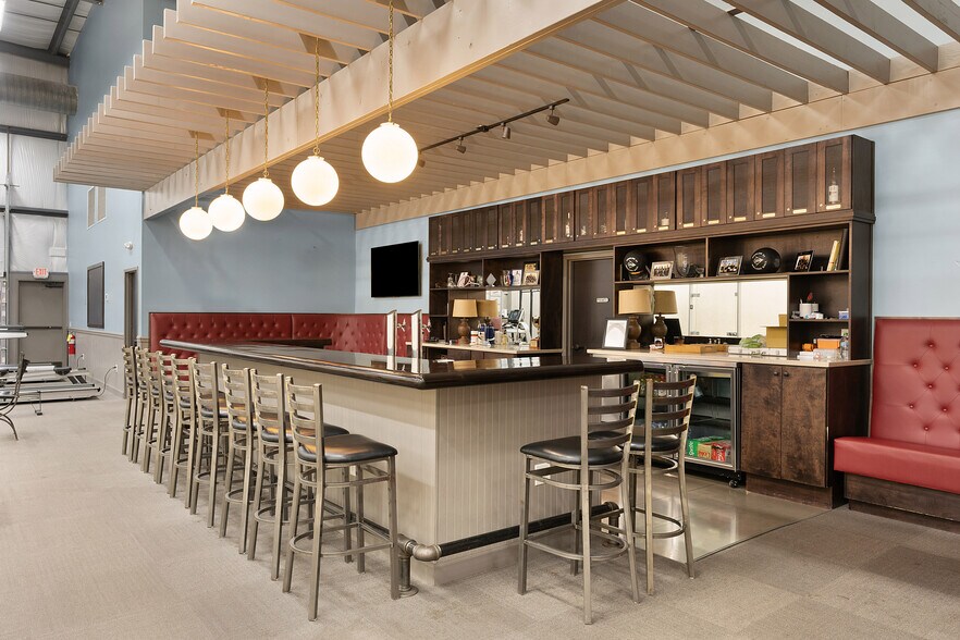 More Photos Of 2145 Chestnut St, Chattanooga Specialty For Lease