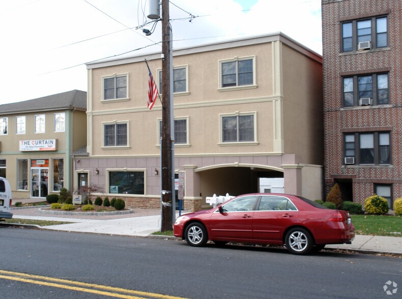 More Photos Of 507 Broad Ave, Palisades Park Storefront Retail Residential For Sale