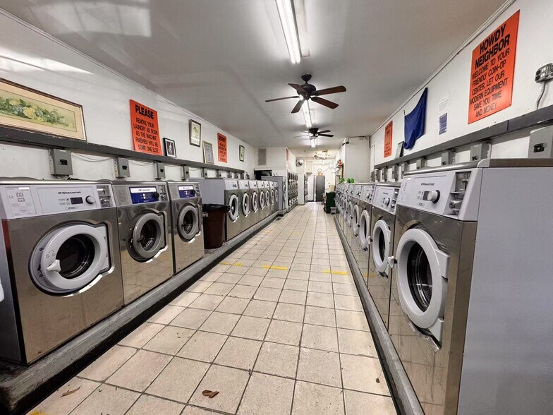 More Photos Of 114-15 Jamaica Ave, Jamaica General Retail For Sale