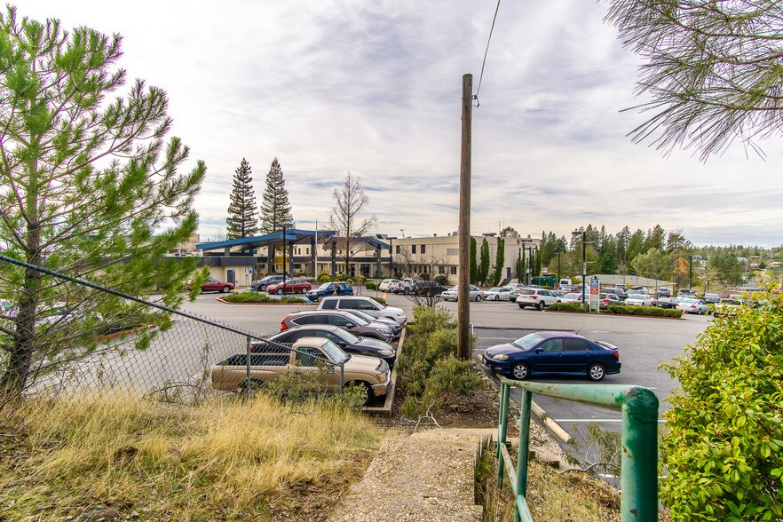 More Photos Of 111 Margaret Ln, Grass Valley Office For Sale