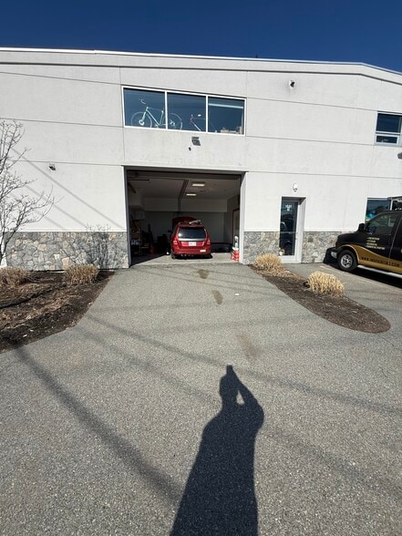 More Photos Of 586 Pleasant St, Watertown Light Distribution For Sale