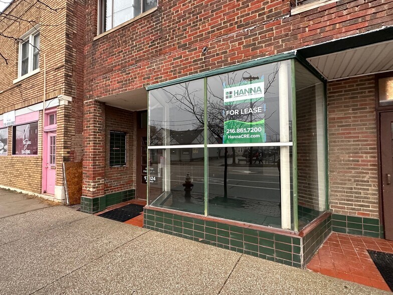 More Photos Of 13322 Madison Ave, Lakewood Apartments For Lease