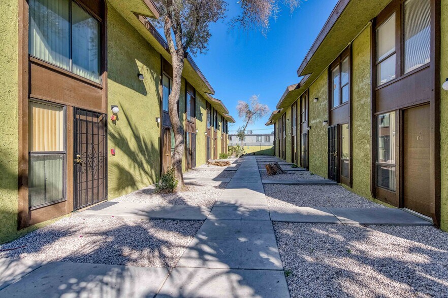 More Photos Of 711 E Twain Ave, Las Vegas Apartments For Sale