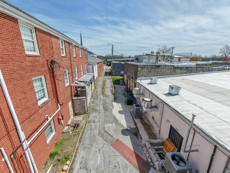 More Photos Of 108 W Walnut St, Smithville Restaurant For Sale