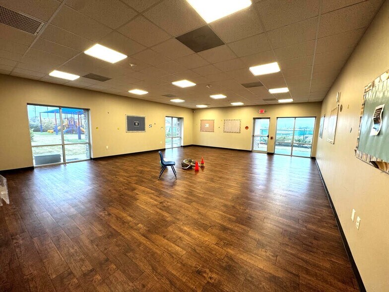 More Photos Of 20715 Bellaire Blvd, Richmond Daycare Center For Sale