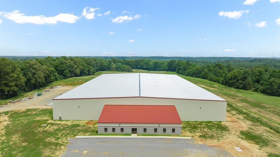 More Photos Of 55 Bagwell Blvd, Scottsville Warehouse For Lease