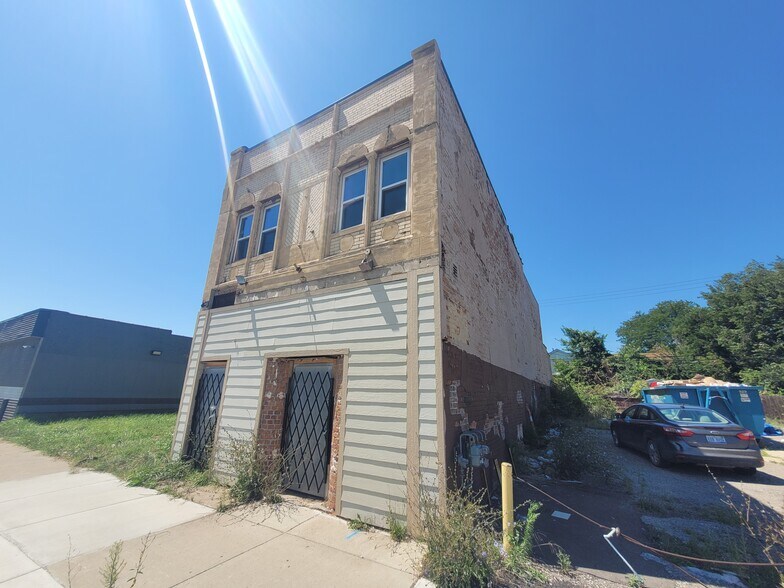 More Photos Of 14907 Livernois Ave, Detroit Flex For Sale