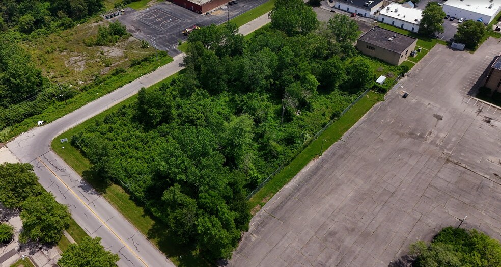 More Photos Of 0 Eastpoint Dr, Columbus Land For Sale