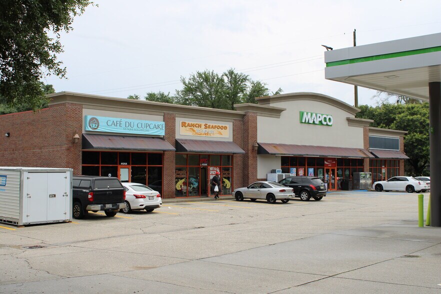 Primary Photo Of 4126 Moffett Rd, Mobile Service Station For Lease