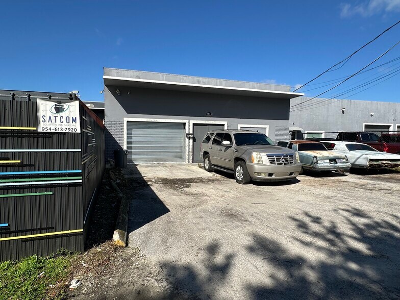 More Photos Of 2220 SW 60th Ter, Miramar Manufacturing For Sale