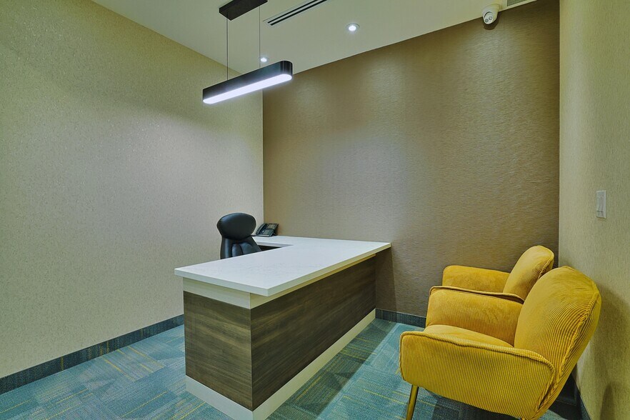 More Photos Of 1200 Derry Rd E, Mississauga Freestanding For Lease