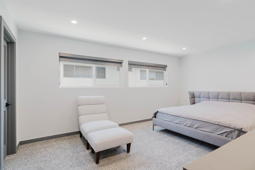 More Photos Of 4405 Ventura Canyon Ave, Sherman Oaks Apartments For Sale
