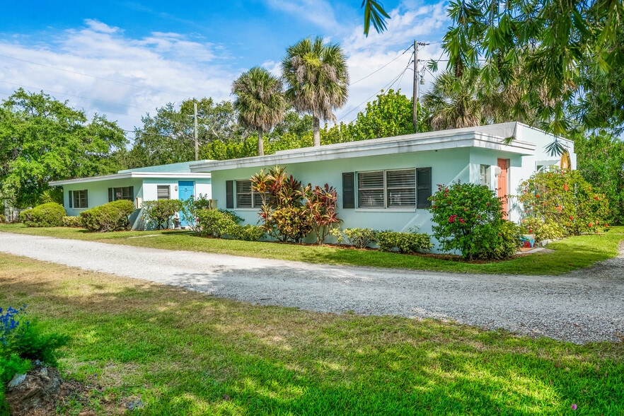 More Photos Of 11450 S Indian River Dr, Sebastian Hotel For Sale