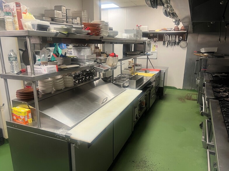 More Photos Of 214-216 Columbus Ave, Pawtucket Restaurant For Sale
