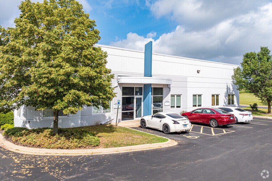Primary Photo Of 720 N Heartland Dr, Sugar Grove Warehouse For Lease
