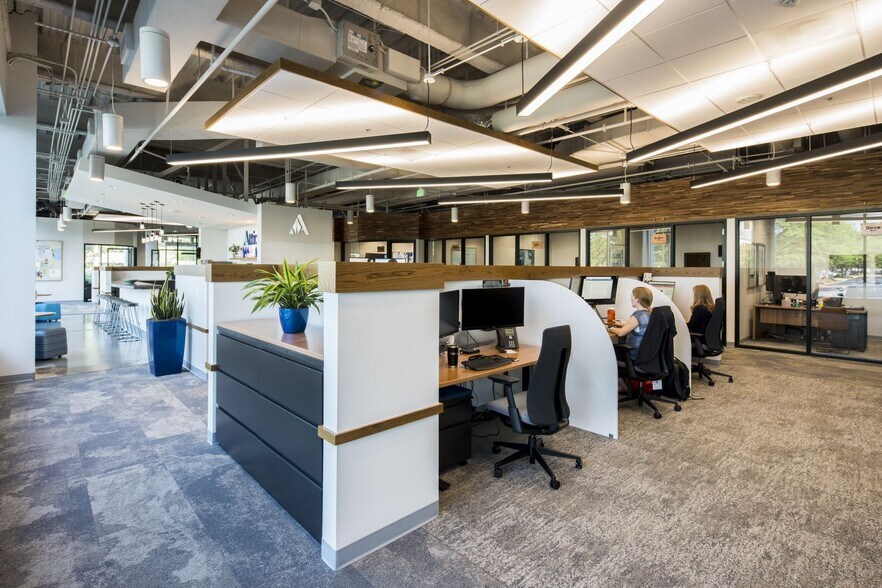 More Photos Of 2000 CentreGreen Way, Cary Unknown For Lease