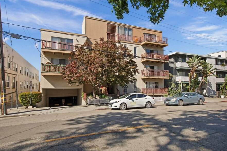 Primary Photo Of 220 Athol Ave, Oakland Apartments For Sale